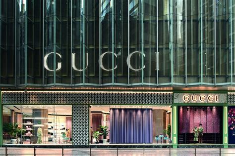 gucci buy cmg|GUCCI® HK 香港官方網站 .